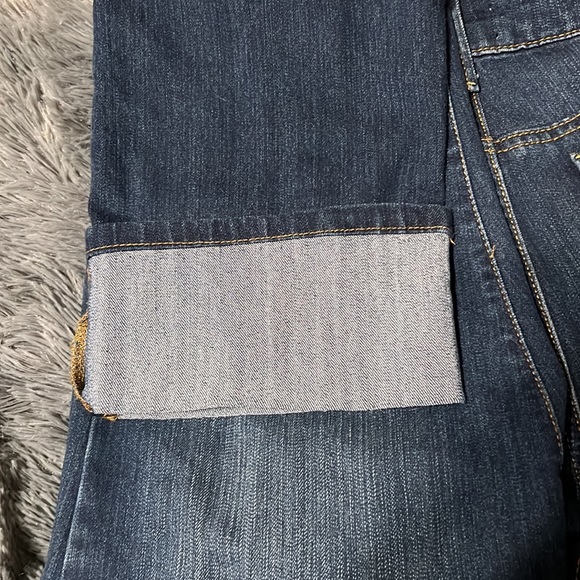 COPY - Jessica Simpson cuff jeans - Picture 5 of 6